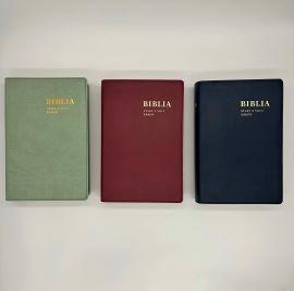Spolok svtho Vojtecha prina nov vydanie Biblie v strednom formte s mapami